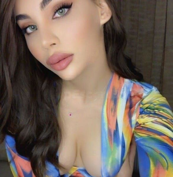 hello i am Asil teen Arab girl hot and sexy live in Istanbul, if you wanna see my xxx videos and my premium snapchat open my twitter : AsilGirl18 Hello, I am Aseel, a young Arab girl in Istanbul, who is sexy and beautiful If you would like to see my videos and nude photos, please follow me on Twitter